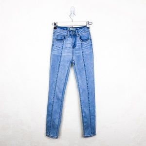 Rewash Light Wash High Waisted Jeans sz 24